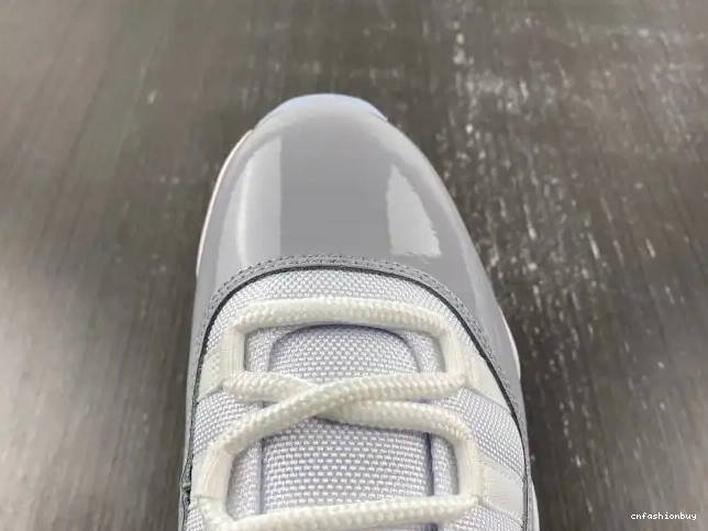 Air Grey Cement Low AV2187-140 Jordan 11 0610